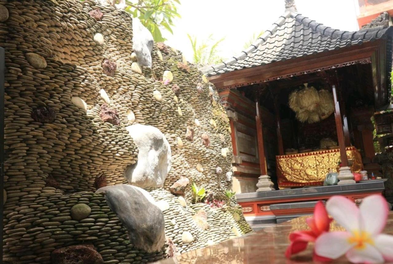Kubu Indah Homestay Sanur Esterno foto