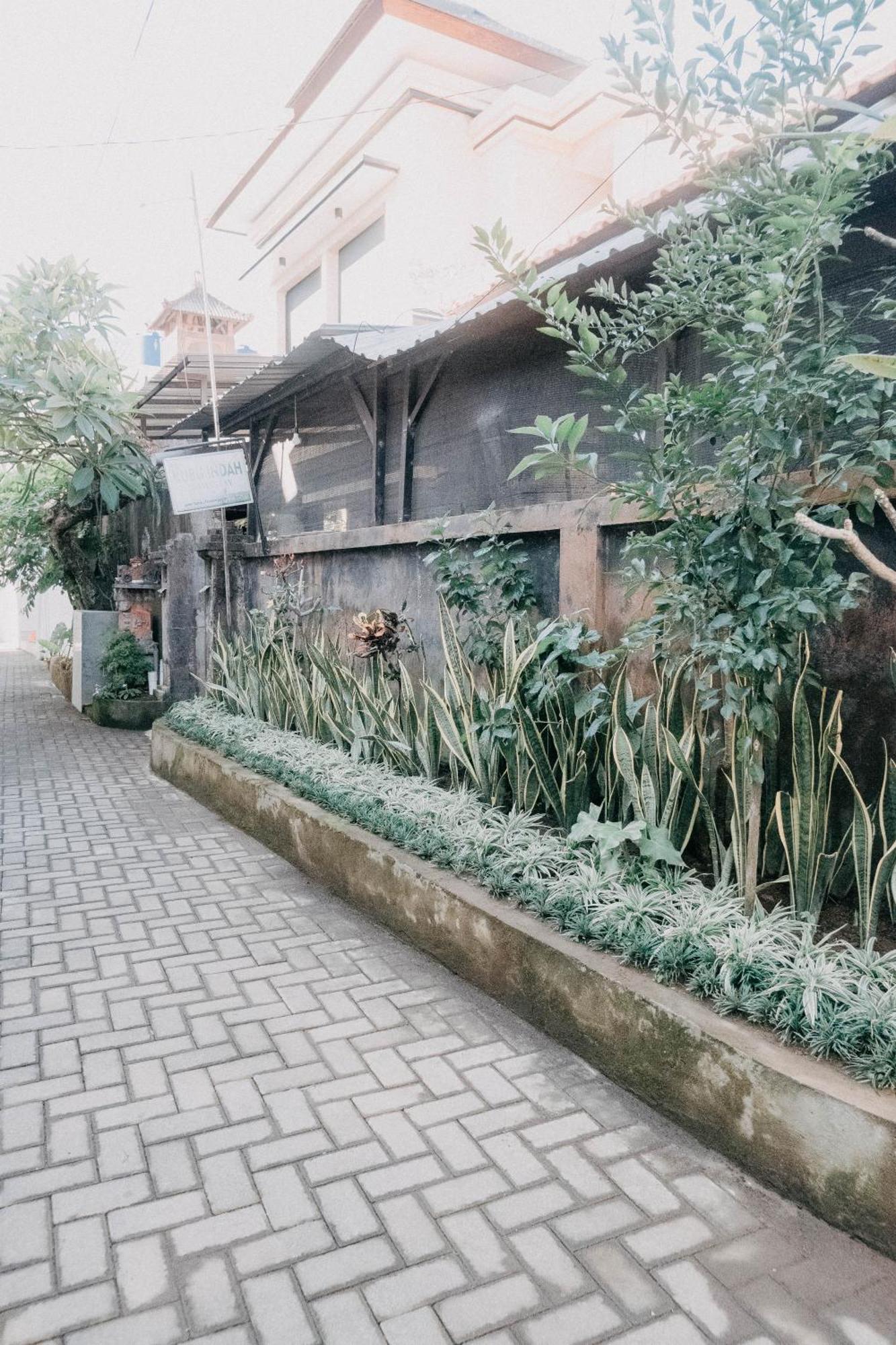 Kubu Indah Homestay Sanur Esterno foto
